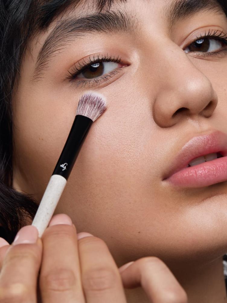 Und Gretel Concealer Brush 4 - 0