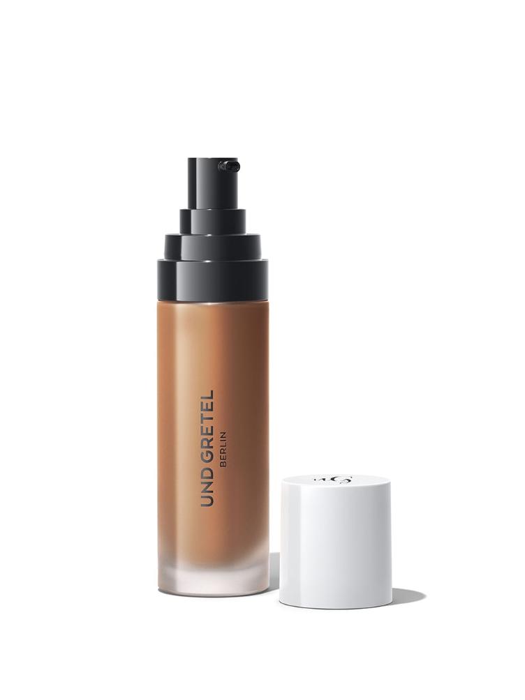 Und Gretel EBEN Liquid Foundation - Deep Medium 06