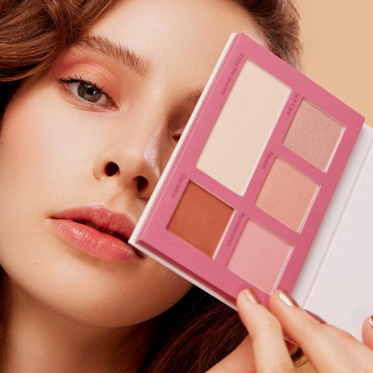 KIA CHARLOTTA - Vegan Eye Polish DREAMS COME TRUE - 1